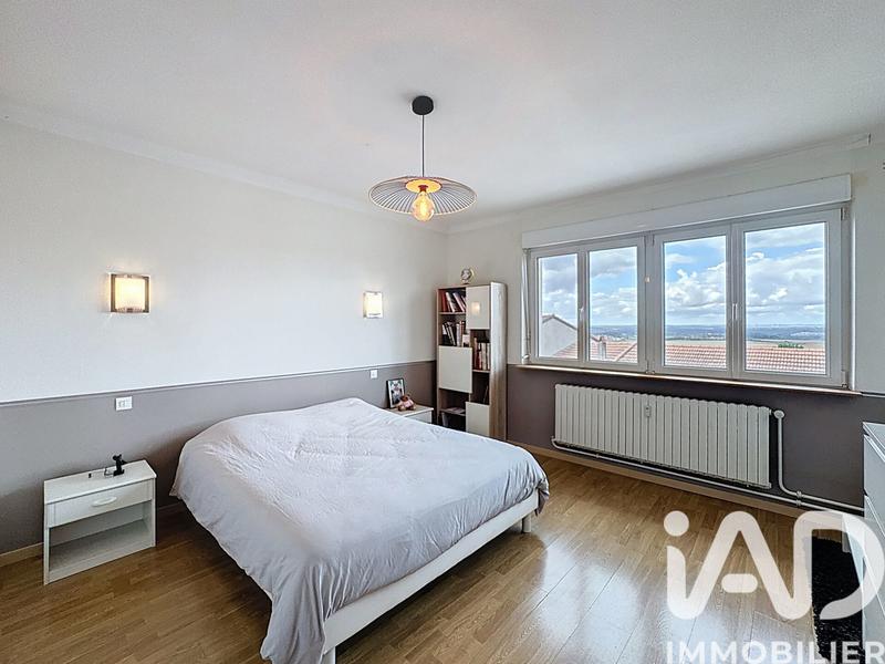 Appartement - 121 m² - 4 pièces