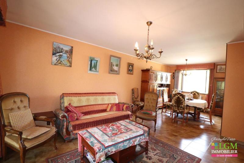 Maison - 92 m² - 4 pièces