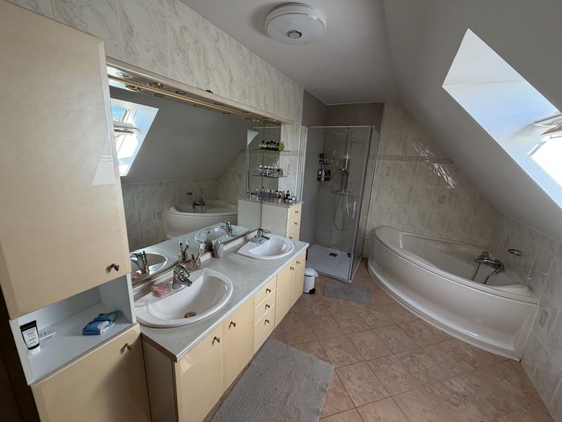 Maison - 197 m² - 6 pièces