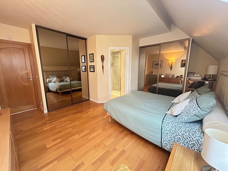 Maison - 131 m² - 6 pièces