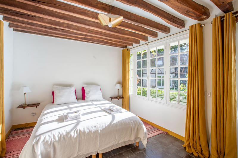 Maison - 392 m² - 16 pièces