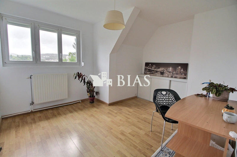 Maison - 114 m² - 6 pièces