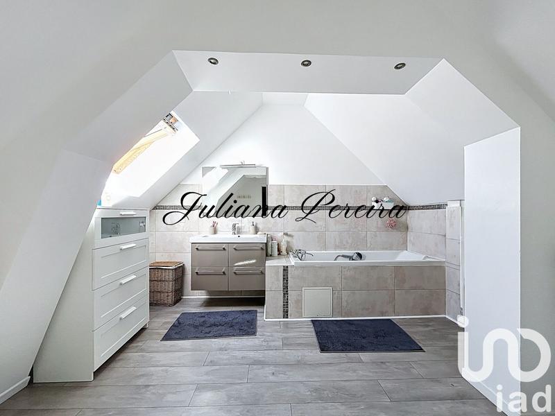 Maison - 118 m² - 5 pièces