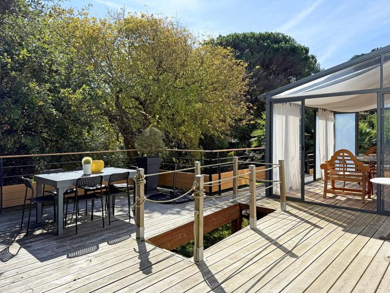 Maison - 140 m² - 4 pièces