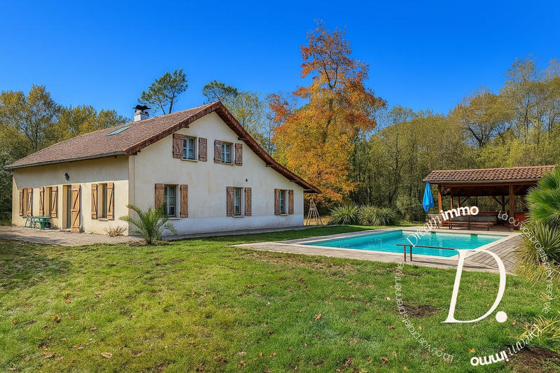 Maison ancienne - 238 m² - 5 pièces