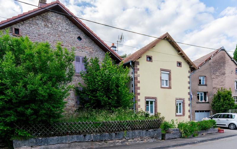 Maison - 96 m² - 5 pièces