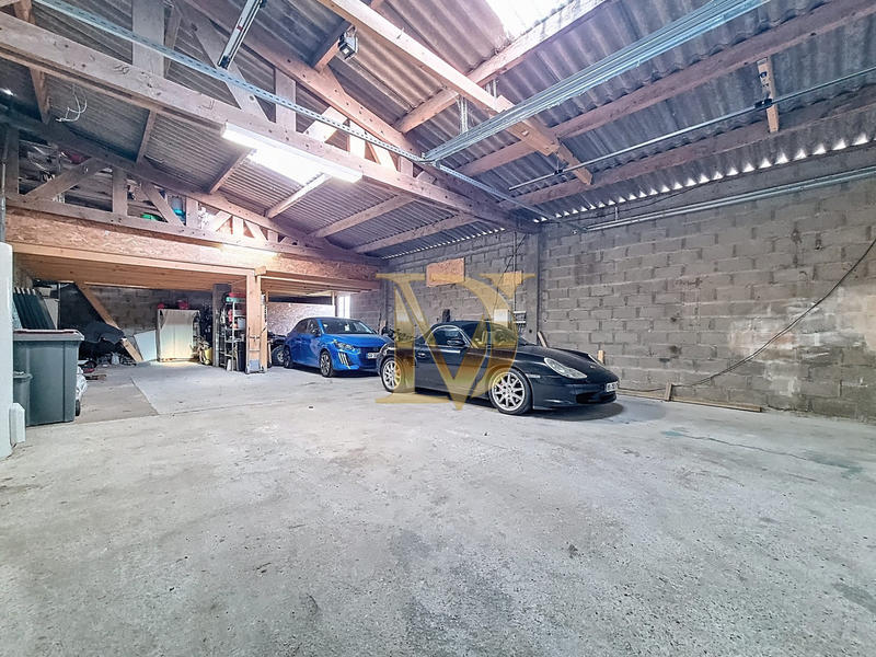 Maison ancienne - 181 m² - 6 pièces