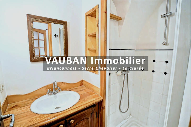 Maison - 99 m² - 5 pièces