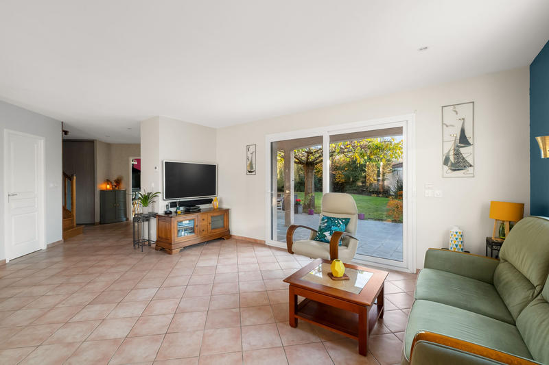 Maison - 135 m² - 6 pièces