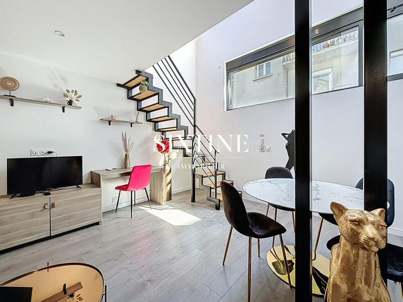 Loft - 47 m² - 2 pièces