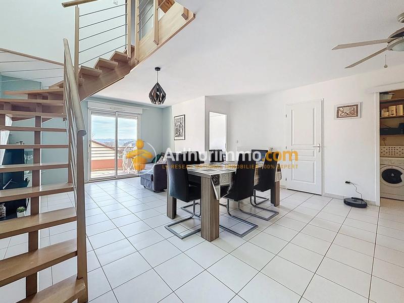 Appartement - 95 m² - 5 pièces