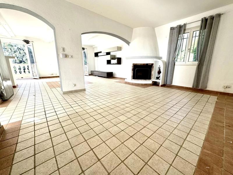 Villa - 172 m² - 6 pièces