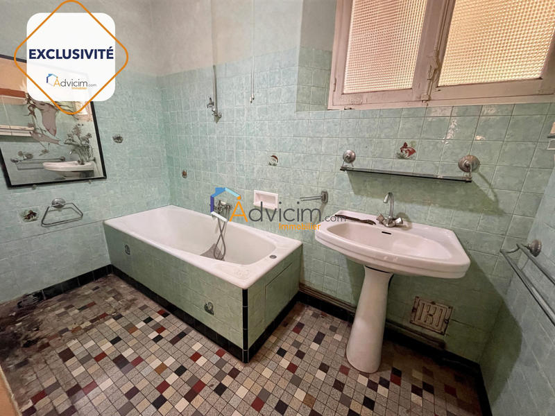 Maison ancienne - 311 m² - 12 pièces