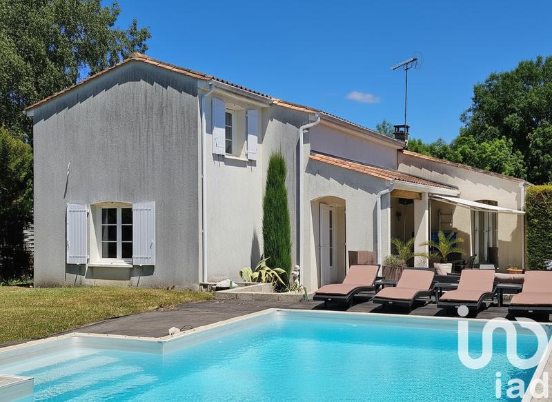 Maison - 193 m² - 9 pièces