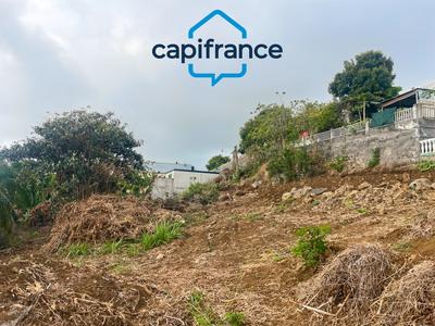 Terrain constructible - 776 m²