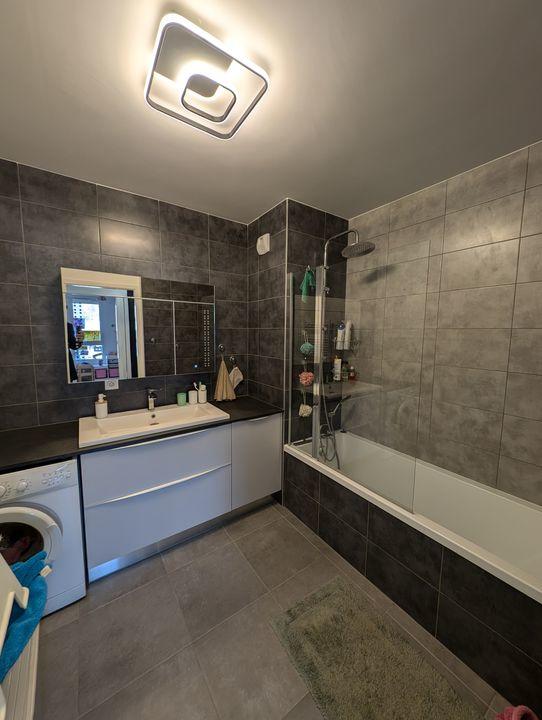 Appartement - 83 m² - 4 pièces