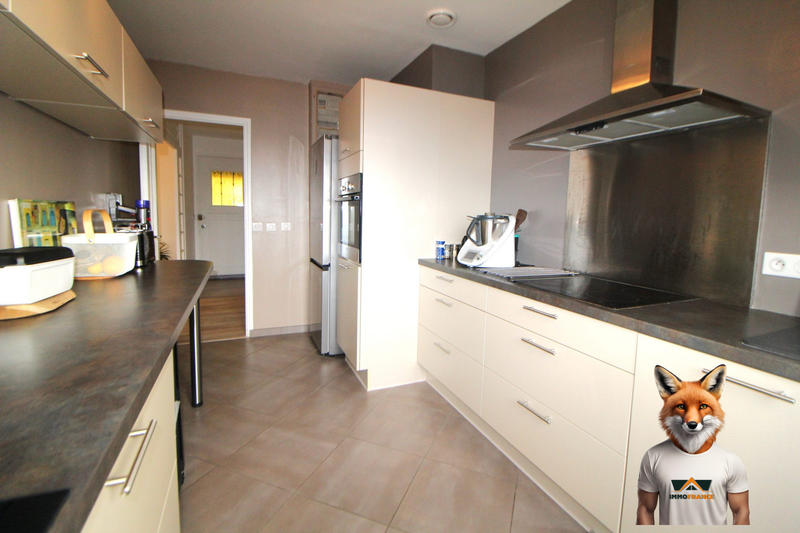 Maison - 85 m² - 5 pièces