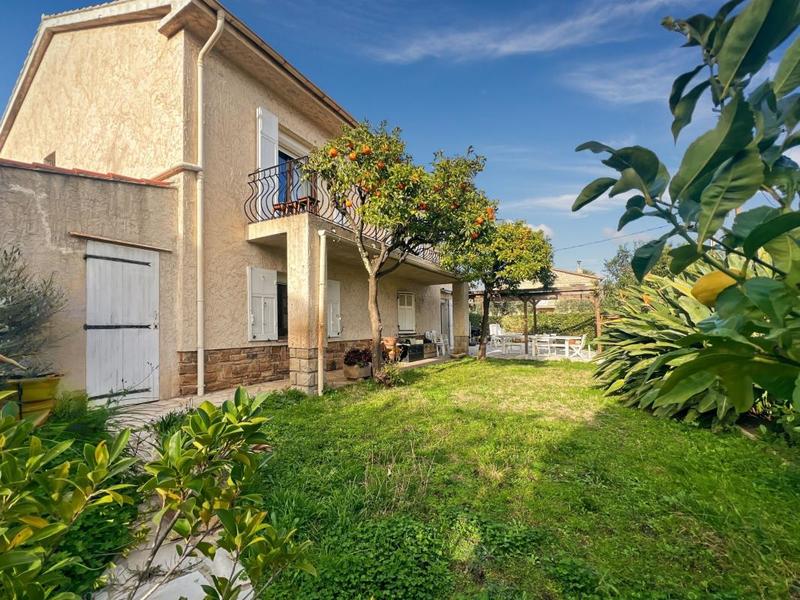 Maison - 150 m² - 2 pièces