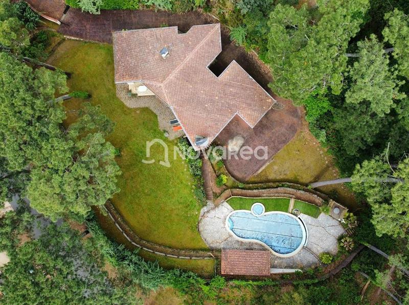 Maison - 190 m² - 6 pièces