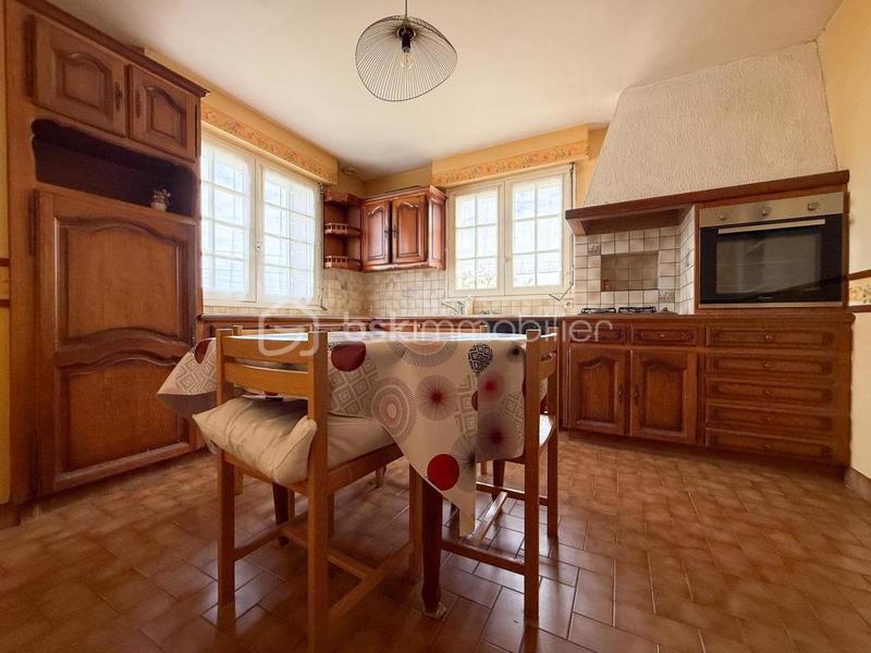 Maison - 143 m² - 6 pièces