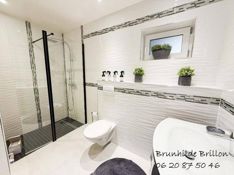 Maison - 170 m² - 8 pièces