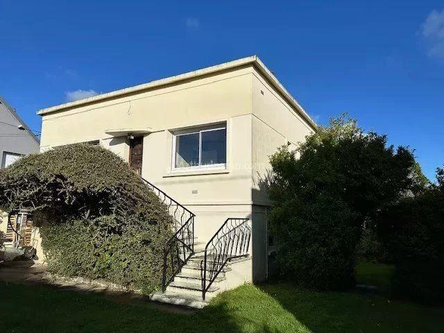 Maison - 151 m² - 7 pièces