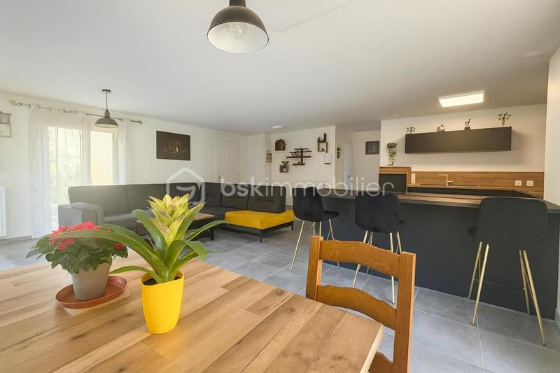 Maison - 109 m² - 5 pièces