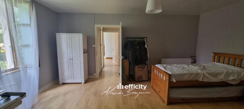 Maison - 174 m² - 7 pièces