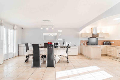 Villa - 155 m² - 7 pièces