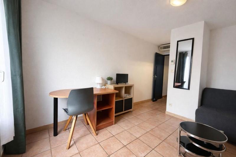 Studio - 18 m² - 1 pièce