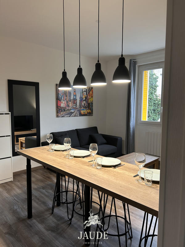 Appartement - 70 m² - 4 pièces