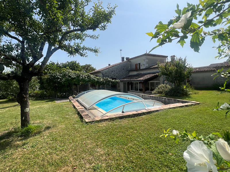 Maison - 160 m² - 7 pièces