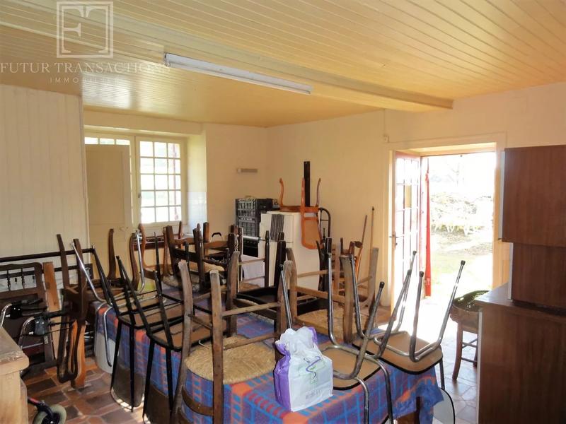 Maison - 198 m² - 8 pièces