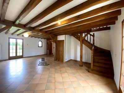 Maison - 180 m² - 7 pièces