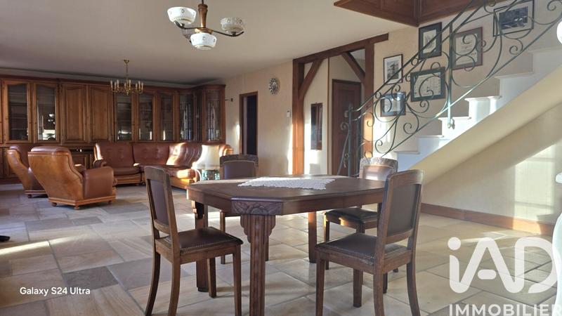 Maison de ville - 221 m² - 8 pièces