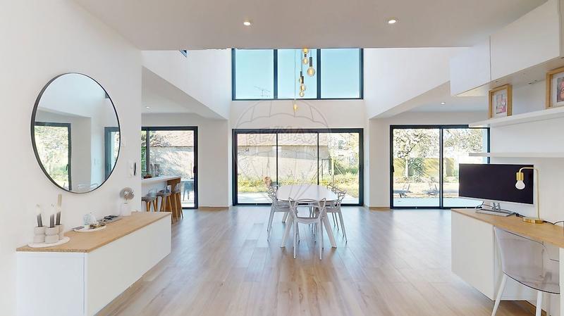 Maison d'architecte - 190 m² - 6 pièces