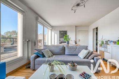 Appartement - 81 m² - 4 pièces