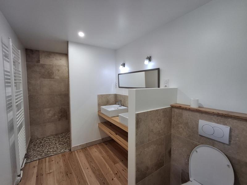 Maison traditionnelle - 216 m² - 5 pièces