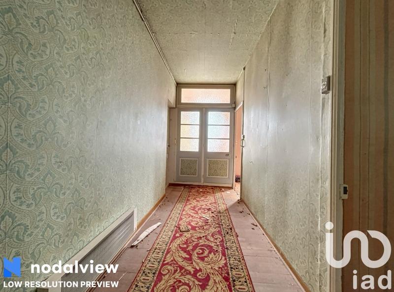 Maison - 210 m² - 8 pièces