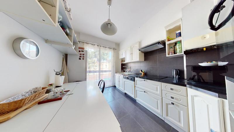 Appartement - 105 m² - 4 pièces