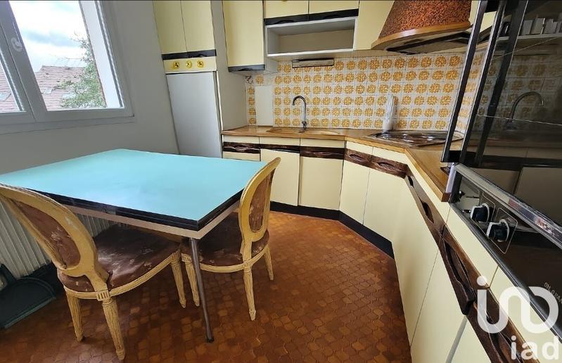 Maison - 170 m² - 9 pièces