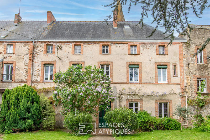 Maison - 239 m² - 8 pièces