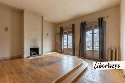 Immeuble - 330 m² - 10 pièces