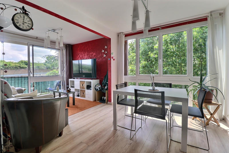 Appartement - 82 m² - 5 pièces