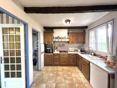 Maison - 122 m² - 6 pièces