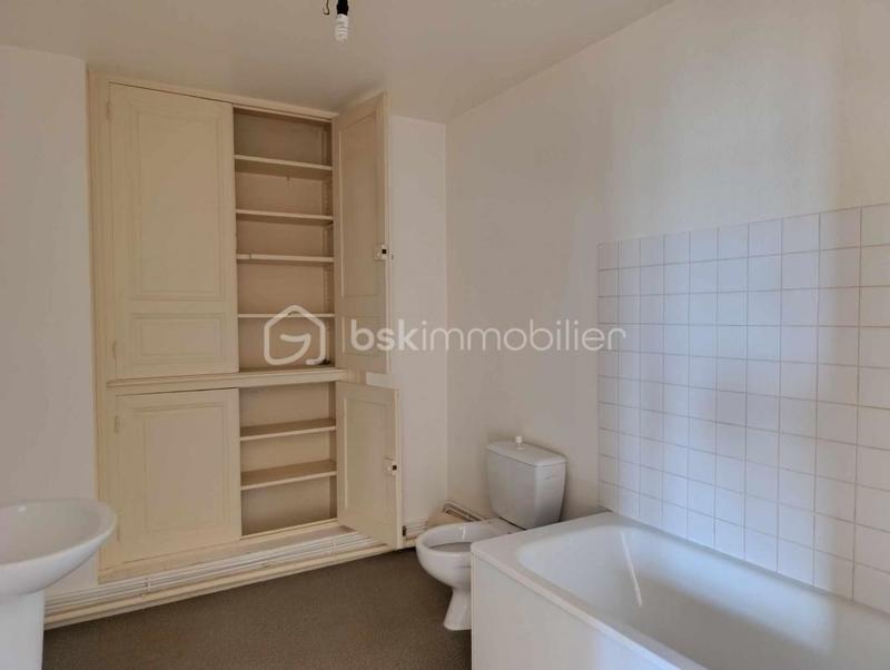 Immeuble - 247 m² - 13 pièces