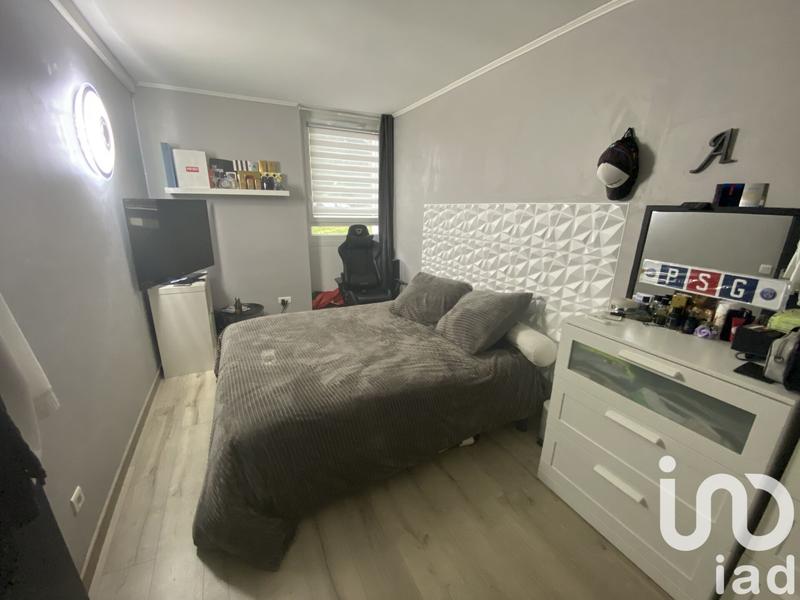 Appartement - 80 m² - 5 pièces