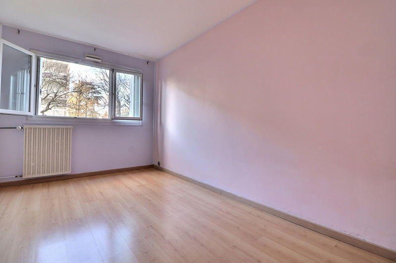 Appartement - 102 m² - 5 pièces
