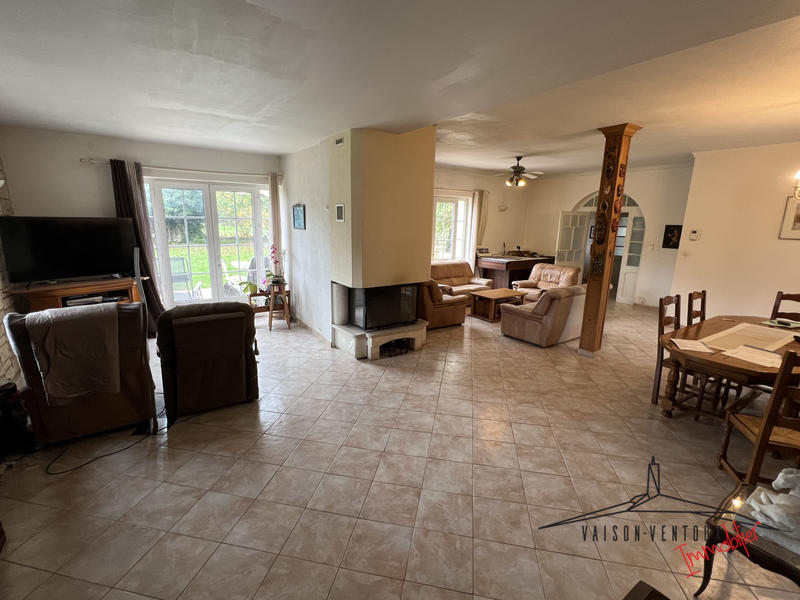 Mas - 250 m² - 8 pièces