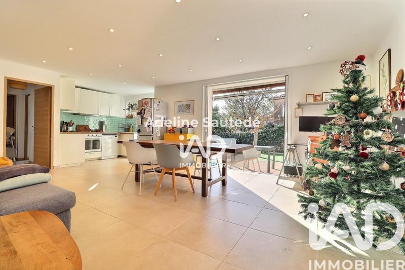 Maison - 95 m² - 6 pièces